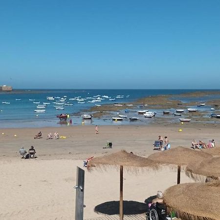 Апартаменты Piso Playa La Caleta Кадис Экстерьер фото